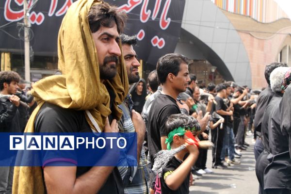 عزاداری عاشورای حسینی در گرمای سوزان بم