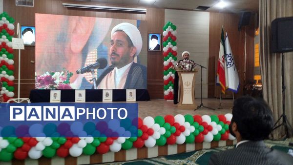نواخته شدن زنگ ایثار و شهادت در دبیرستان شاهد خاندان قفلی ناحیه ۷