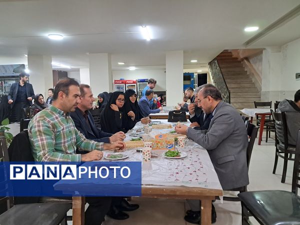 تجلیل از مربیان و معلمان پرورشی و خانواده شهدا در آشخانه