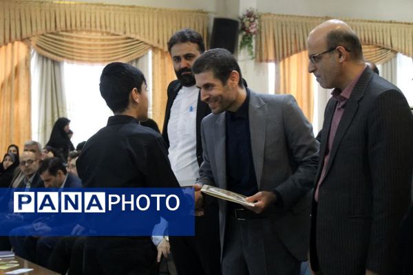 نمایشگاه دستاوردهای معاونت آموزش ابتدایی آموزش و پرورش مازندران 