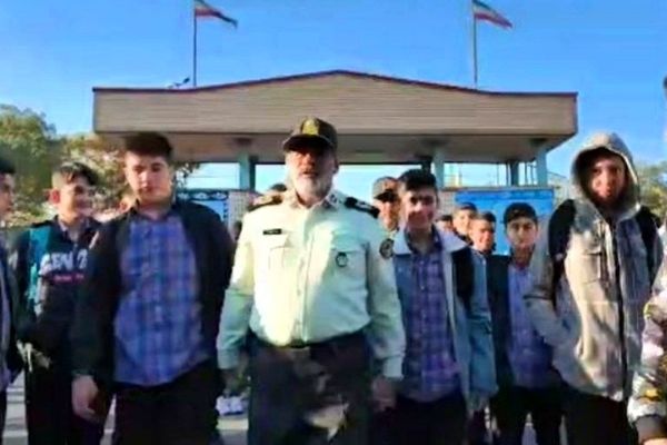 قدم‌های پدرانه فرمانده برای فرزندان شهدا