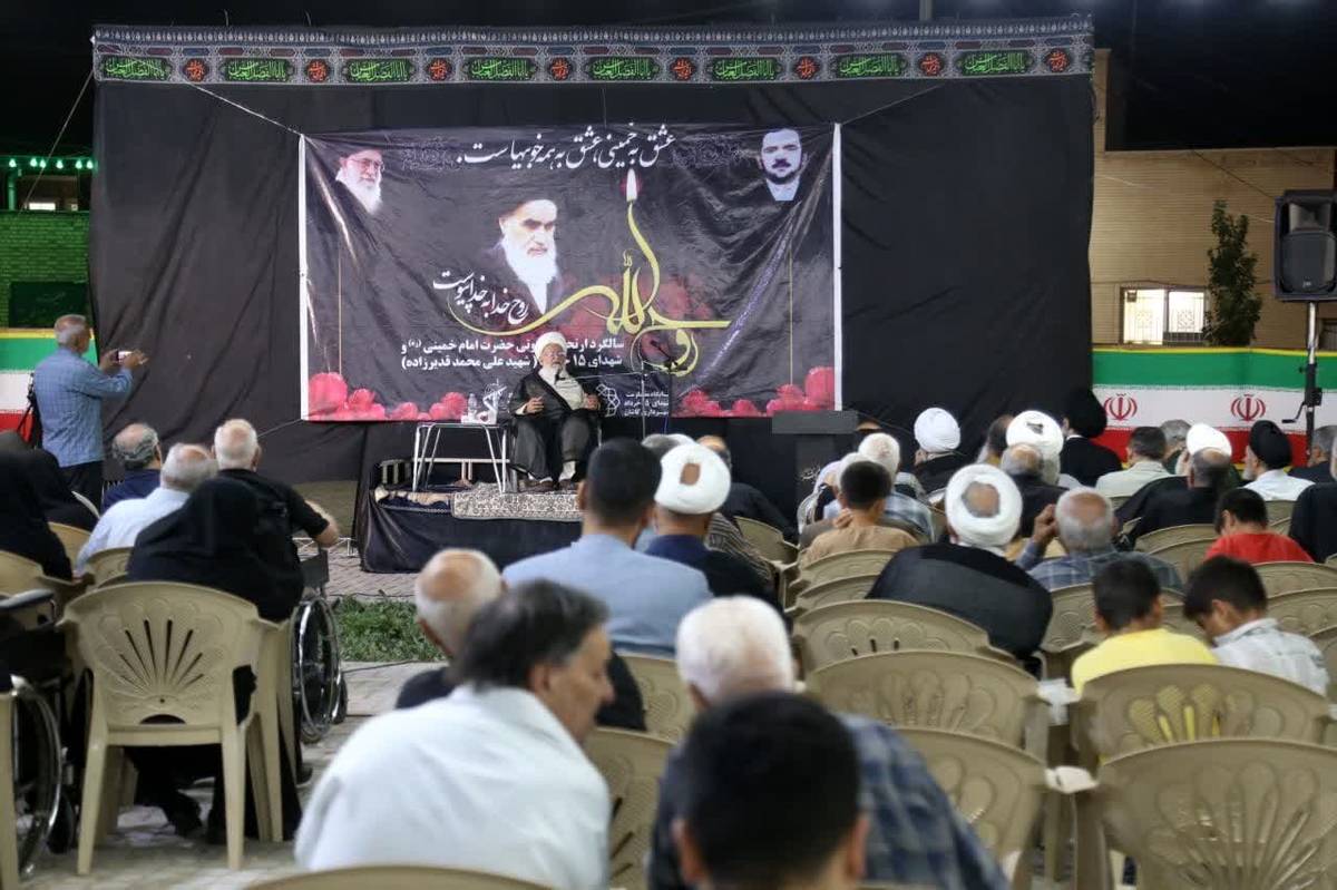 حضرت امام (ره) با برنامهریزی دقیق، مسیر انقلاب را تا پیروزی نهایی ترسیم کردند