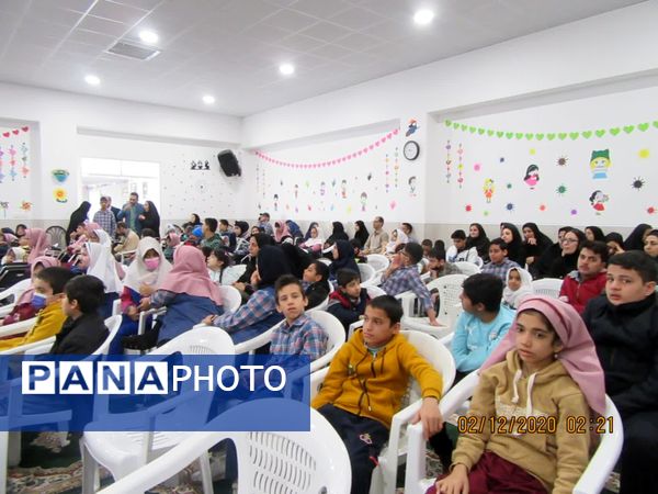 رونمایی از کتاب مرسانا سارخانی؛ کتابی از دانش‌آموزی با نیازهای ویژه