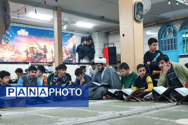 بازدید معاون پرورشی و تربیت بدنی ناحیه دو شهرری از مراسم اعتکاف دانش آموزی 