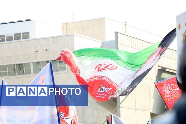 اجتماع عظیم دانش‌آموزان شهر مشهد به مناسبت روز دانش‌آموز