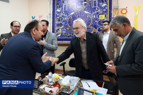 بازدید معاون پرورشی و فرهنگی وزیر آموزش و پرورش از مسابقات قرآن، عترت و نماز دانش آموزی و فرهنگیان سراسر کشور 