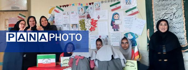 بیست و هشتمین دوره انتخابات شورای دانش آموزی در زاوه