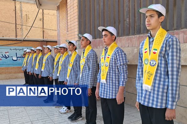 مراسم پدافند غیرعامل در دبیرستان بشارت بهارستاندو