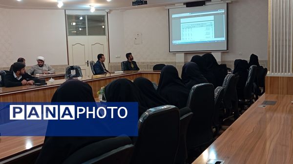 جلسه بررسی عملکرد و کیفیت آموزشی مدارس شهرستان بن با حضور مسئولان استانی