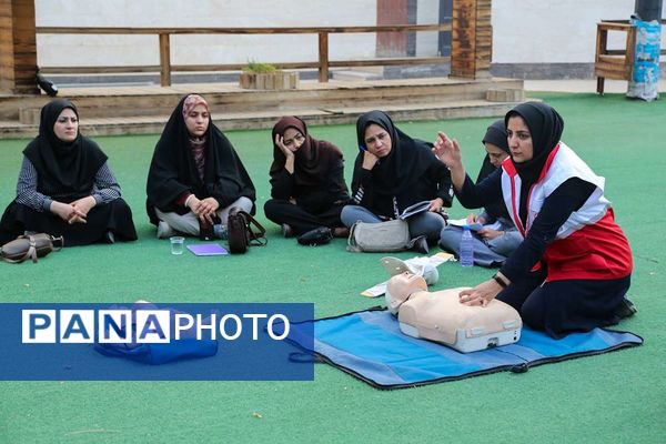 دومین دوره کمک‌های اولیه و امداد ویژه معلمان شهر کرمان