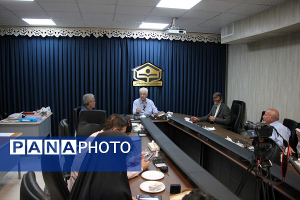 نشست خبری مدیرعامل مجمع خیرین مدرسه‌ساز کاشان؛ از برنامه‌ریزی برای ۶۰ مدرسه جدید تا تحقق عدالت آموزشی
