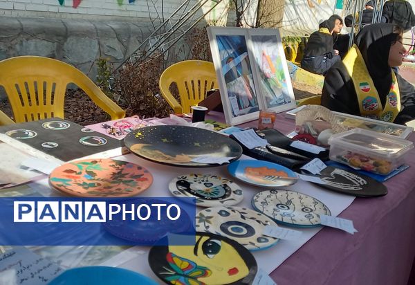 همایش بزرگ یاوران انقلاب در آموزشگاه دخترانه جنت ملارد 