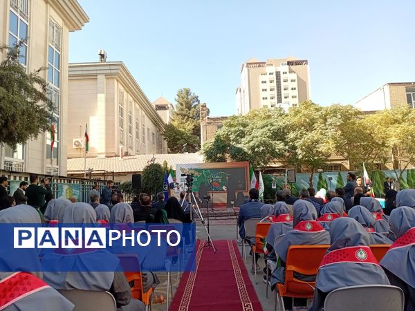 جشن عاطفه‌ها در مشهد برگزار شد