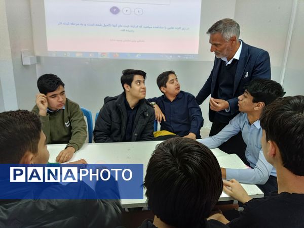 اولین جلسه شورای دانش‌آموزی دبیرستان پسرانه متوسطه اول سما شهرستان کاشمر