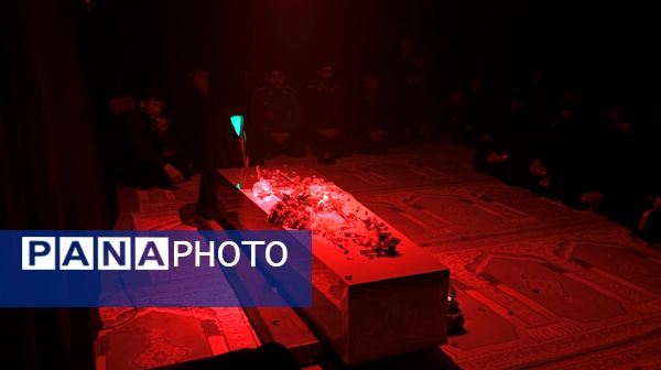 رویداد «لاله‌های روشن» همراه با استقبال از شهید گمنام