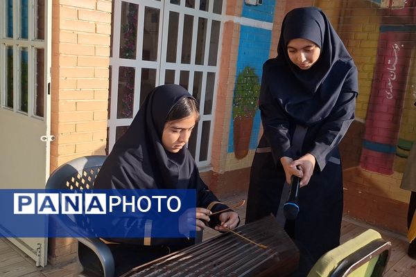 مراسم بزرگداشت حافظ در آموزشگاه پویش ناحیه ۳ شیراز 