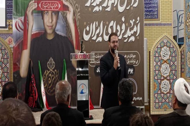 حضور قائم‌مقام معاون وزیر در سازمان دانش‌آموزی در  راهپیمایی ۱۳ آبان شهرک مروارید بندرعباس