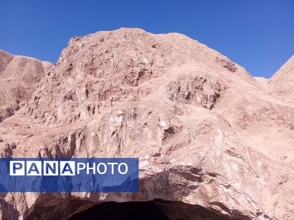 غار نمک حصار یزدان؛ فرصتی برای رونق گردشگری تربت حیدریه 