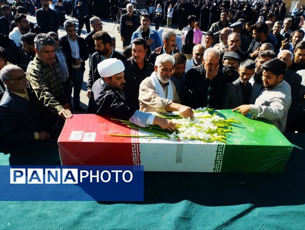 تشییع پیکر مطهر مهمانی متفاوت در زاوه