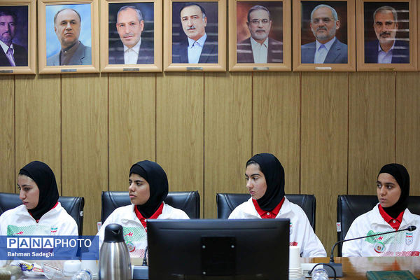 مراسم بدرقه تیم‌های ملی فوتسال دانش‌آموزی پسران و دختران ایران به رقابت‌های جام جهانی