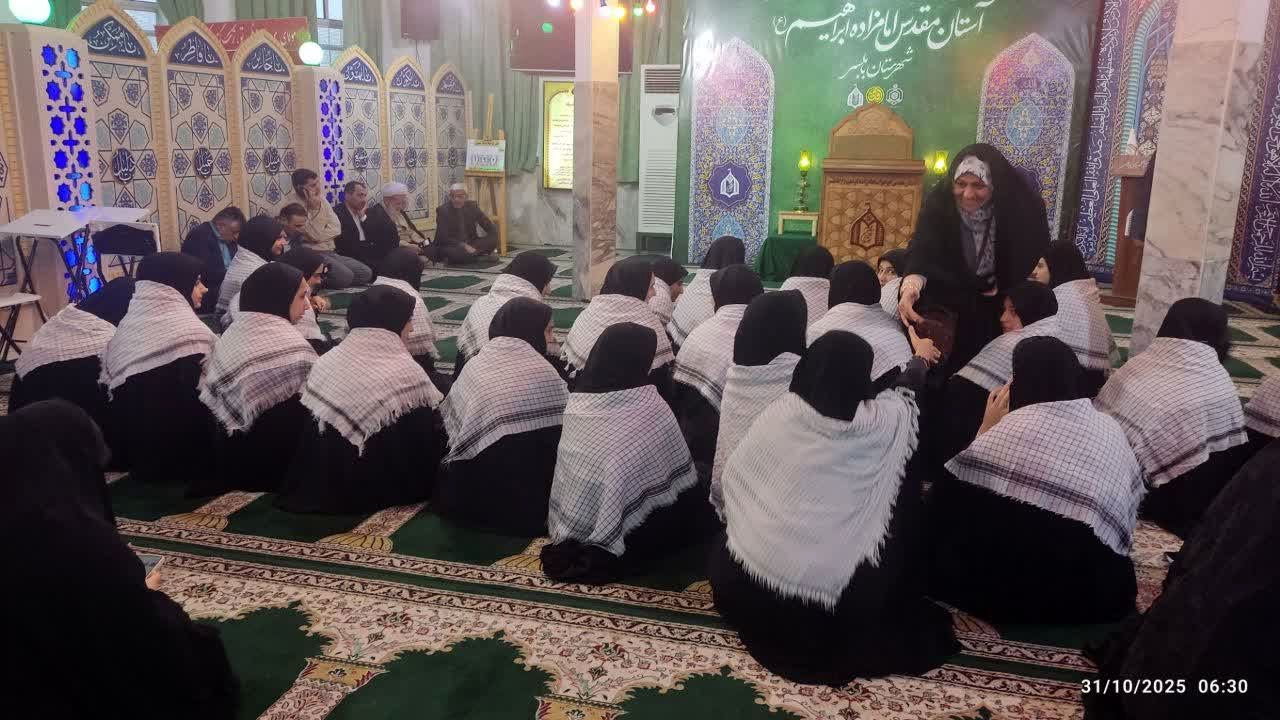 آیین بدرقه کاروان راهیان نور هنرستان بنت الزهرا هادی‌شهر 