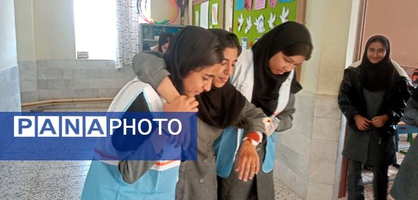 مانور زلزله در دبیرستان حاج مهدی روحانی ارغا