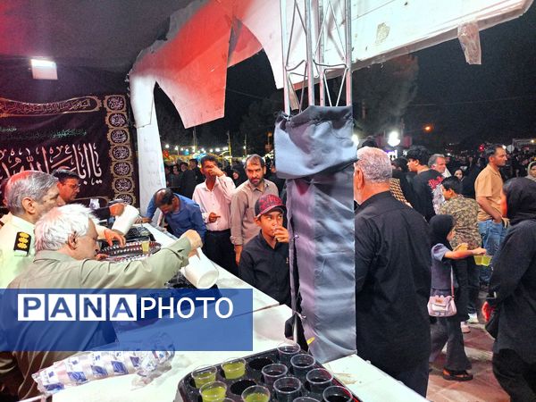 پذیرایی جانانه موکب های کاشمر از عزاداران حسینی