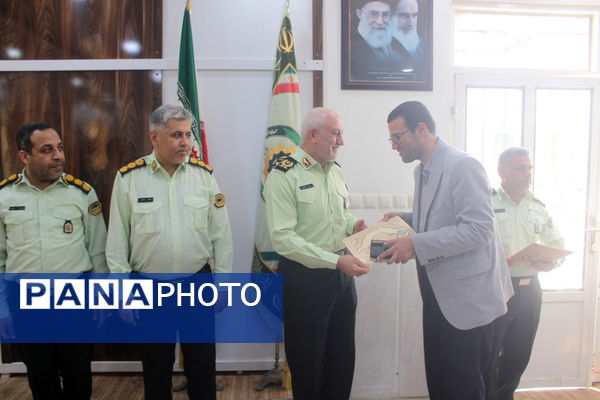 نشست خبری فرمانده انتظامی استان بوشهر با اصحاب رسانه 