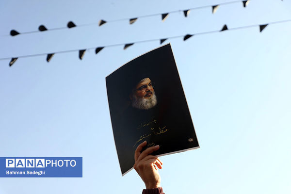 تجمع محکومیت ترور سید حسن نصرالله و قدردانی از عملیات وعده صادق ۲ در میدان امام حسین(ع)