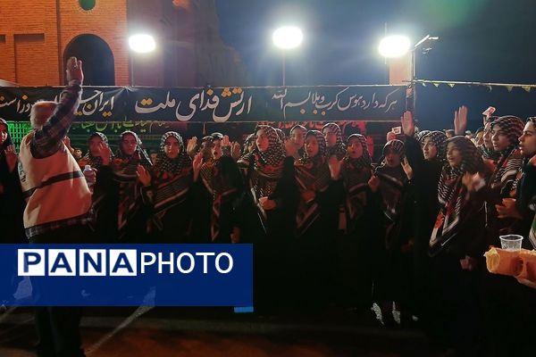 برپایی موکب "عشاق الحسین(ع) " سازمان دانش‌آموزی شهرستانهای تهران در مسیر زائران اربعین