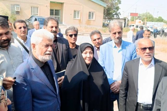 عدالت سلامت در عمل؛ هیات پزشکی مجلس میزدار چالش‌های درمانی دهگلان شد