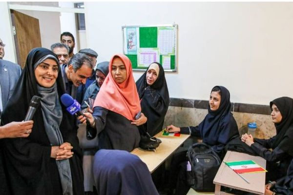 سیزدهم آبان، سه فصل از حماسه و بیداری در تاریخ پرفروغ سرزمین ایران است 