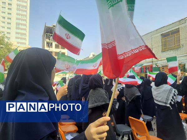 مراسم باشکوه زنگ ایثار و مقاومت در مدرسه شاهد تکتم ناحیه ۳