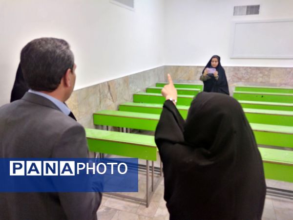 جشن آغاز سال تحصیلی در دبیرستان دخترانه حاتمی 