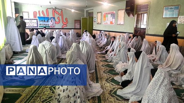 زنگ نماز در دبیرستان نمونه دولتی شهید خزایی اسدآباد