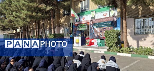 عطر شهادت در کلاس درس ؛ دانش آموزان شاهد وصال میزبان شهید گمنام شدند