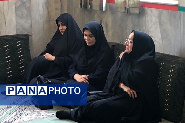 حضور فرهنگیان ناحیه 2 شهرری در مراسم عزاداری سالار شهیدان 