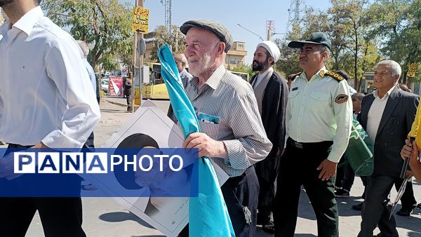 حضور پرشور مردم کهگیلویه و بویراحمد در راهپیمایی «بشارت نصر» در حمایت از مقاومت اسلامی