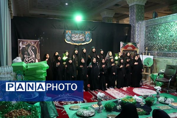 آیین تکریم مادران و همسران شهدا در شبستان بزرگ حرم بی‌بی سکینه(س)