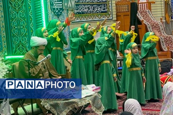 نوجوانان و جوانان در اعتکاف مسجد امام موسی کاظم (ع) گرد هم آمدند