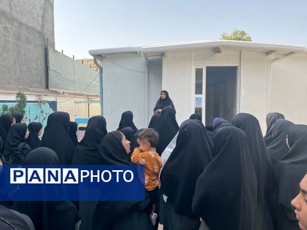 برگزاری مراسم به مناسبت جشن جوانه ها در دبیرستان شهید محمدی پور خلیل آباد 