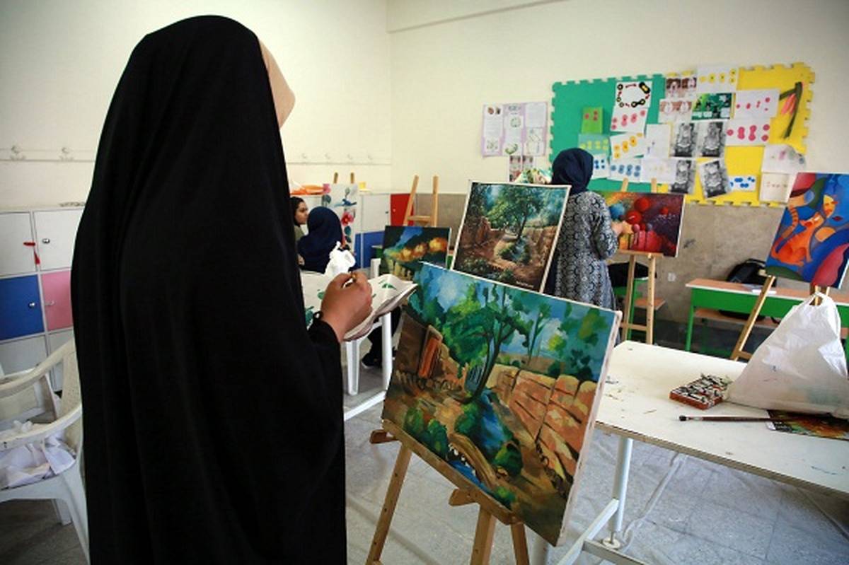 کلاسهای فوقبرنامه هنری؛ سکوی پرتاب دانشآموزان به دنیای فرهنگ و خلاقیت است