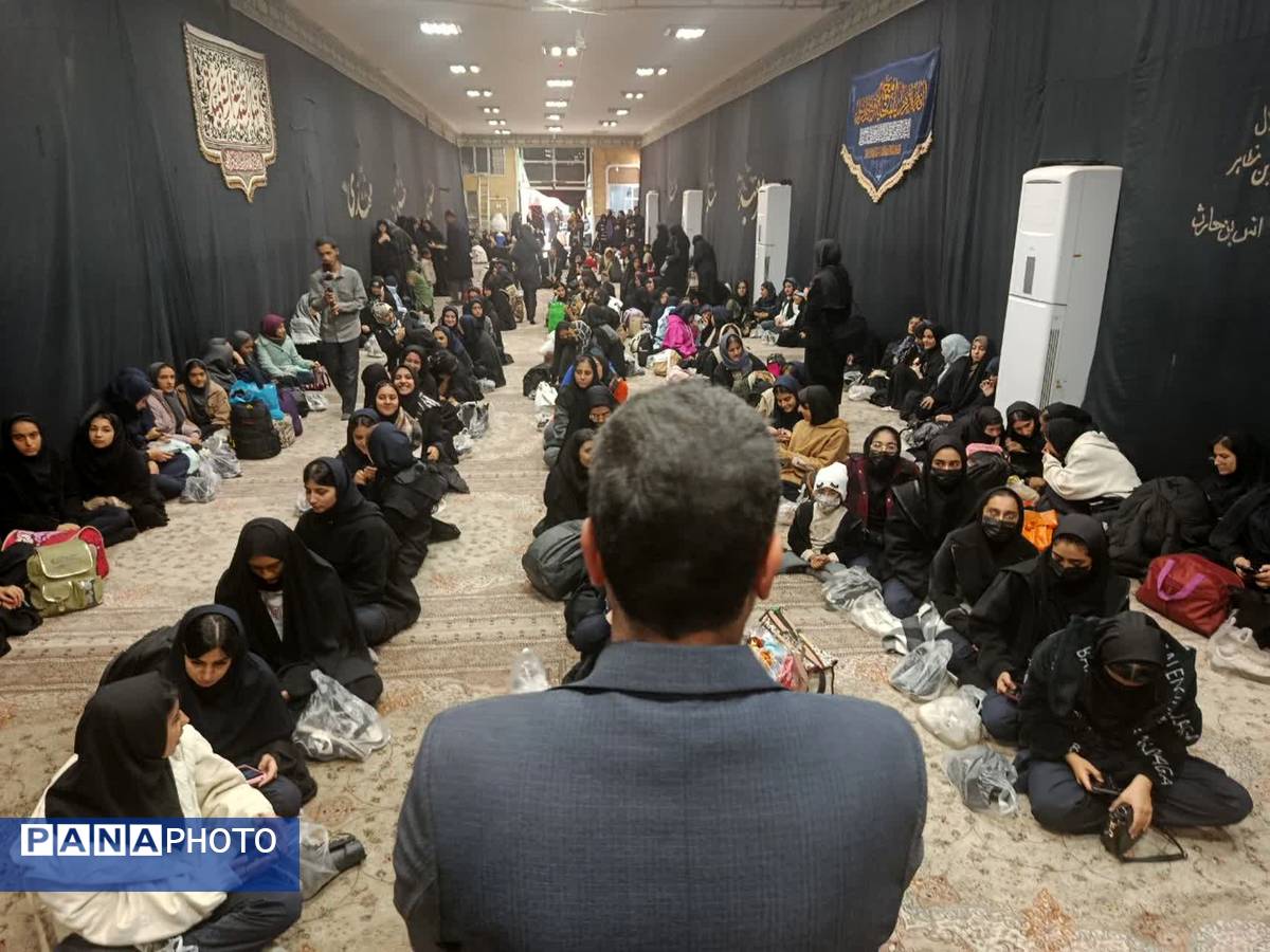 اعزام نخستین گروه از دانش‌آموزان قمی به اردوی راهیان رضوی 