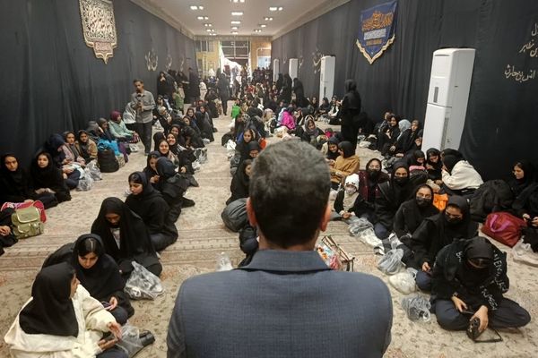 اعزام نخستین گروه از دانش‌آموزان قمی به اردوی راهیان رضوی 