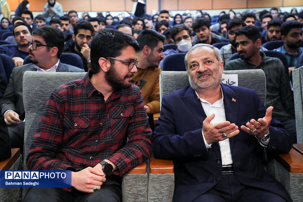 مراسم  گرامیداشت روز دانشجو در دانشگاه تربیت دبیر شهید رجایی