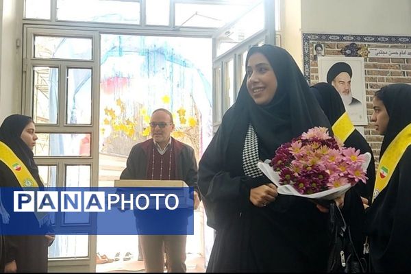 اختتامیه اعتکاف دانش‌آموزی رباط‌کریم با حضور مسئولان