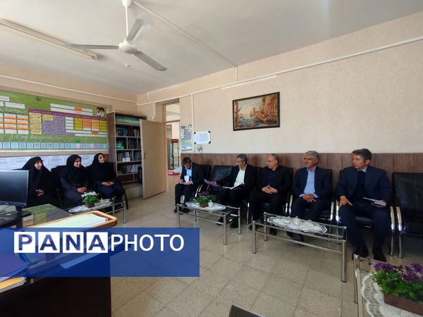بازدید اداره‌کل آموزش و پرورش خراسان از بخش‌های مختلف آموزش و پرورش شهرستان فاروج 