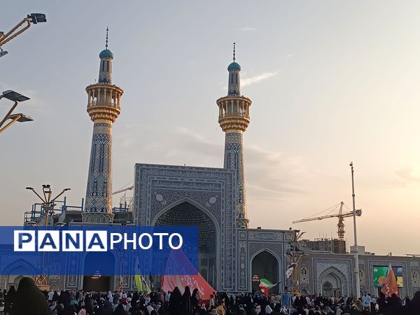 برگزاری مراسم چهلم رئیس‌جمهور شهید در حرم مطهر رضوی 