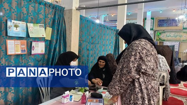 برگزاری «میز خدمت ویژه بانوان» به مناسبت میلاد حضرت فاطمه زهرا (س) در فیروزان