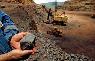 براساس نیاز و سلیقه بازار محصولات معدنی تولید کنیم